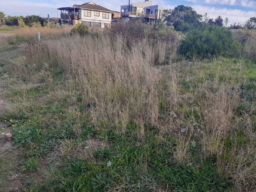  Bedroom Property for Sale in Wavecrest Eastern Cape